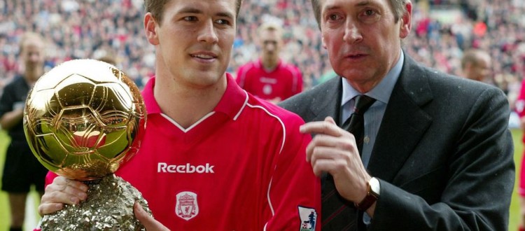 Złoty Piłka została przyznana Anglikowi w 2001 roku.