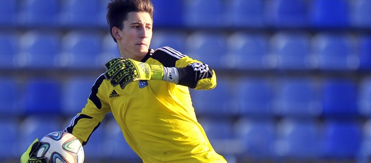 co-w-murawie-piszczy-grabara-do-anglii-adamczyk-z-anglii-lewandowski-do-realu-dopiero-za-poltora-roku-sportowyring-com