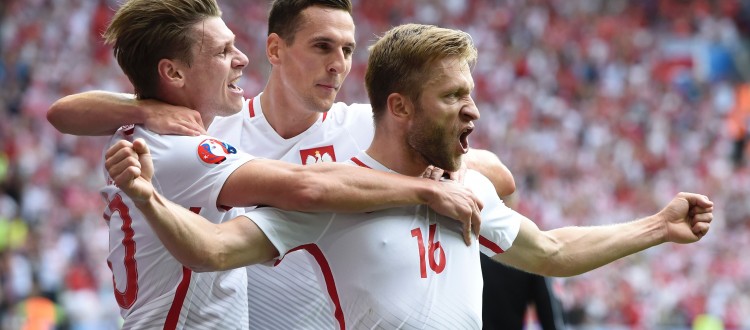 co-w-murawie-piszczy-polska-zaczyna-gre-o-rosje-wdowczyk-jednak-nie-odchodzi-sportowyring-com